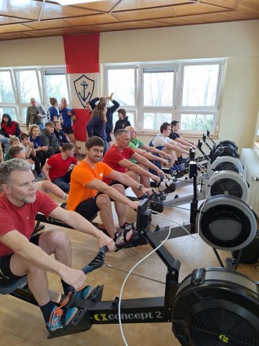 ec0a933f-b7c2-478a-b5c6-27619d9a8012